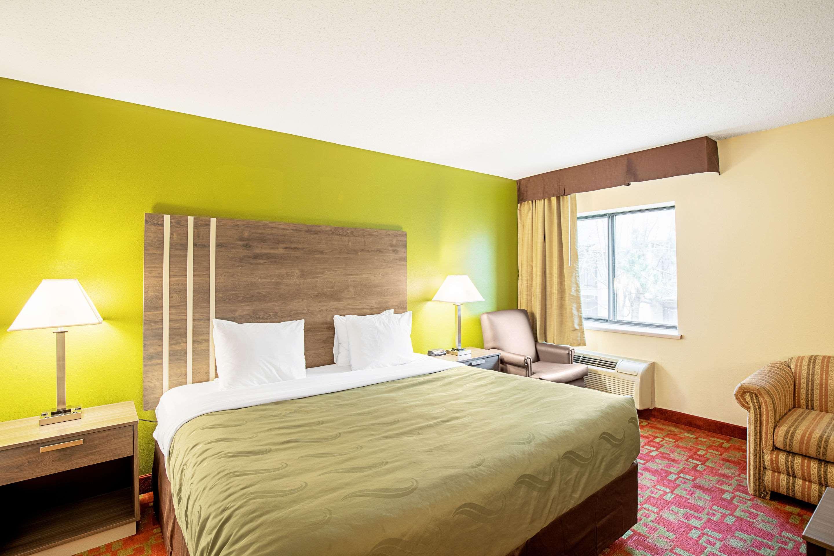 Quality Inn & Suites ميلووكي المظهر الخارجي الصورة