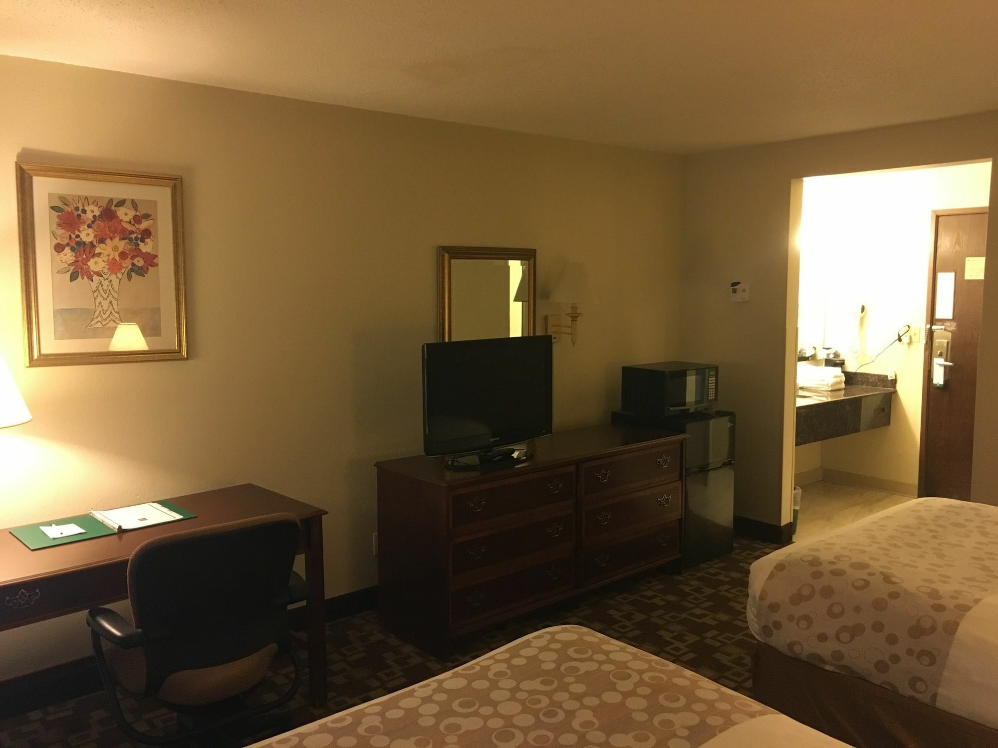 Quality Inn & Suites ميلووكي المظهر الخارجي الصورة