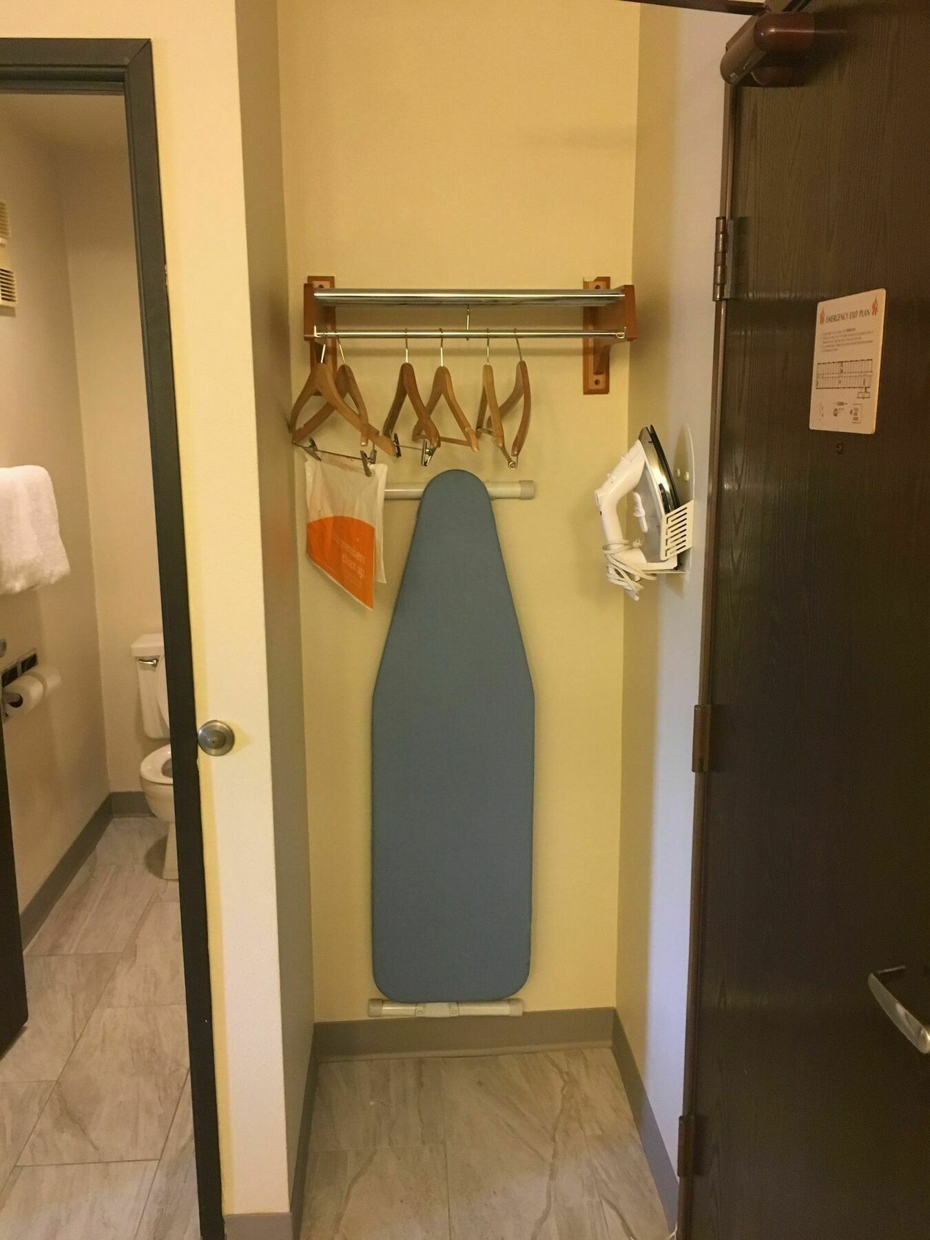 Quality Inn & Suites ميلووكي المظهر الخارجي الصورة